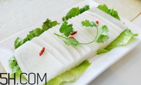 吃白蘿卜有哪些益處？白蘿卜的養(yǎng)生功效有哪些？