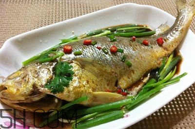 哪些食物補(bǔ)腦？補(bǔ)腦應(yīng)該注意些什么？