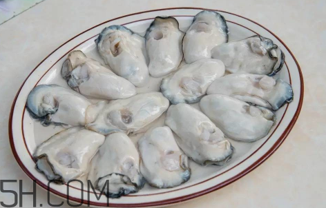 如何挑選活的生蠔？生蠔怎么吃圖解