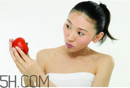 婦炎潔要泡多久？婦炎潔能去除異味嗎？