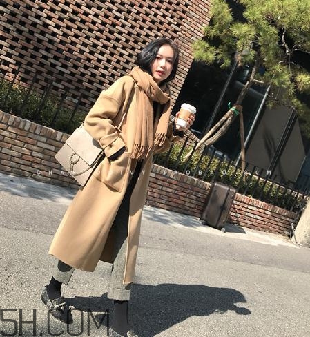 雙面呢大衣會(huì)掉毛嗎？雙面呢大衣掉毛怎么辦？