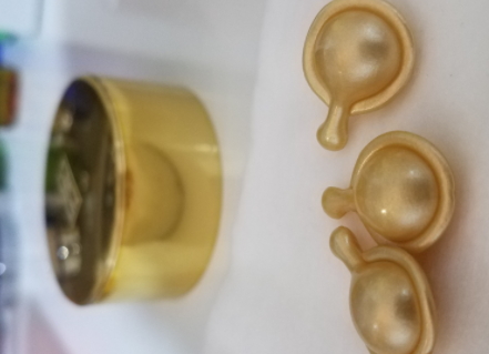 雅頓金膠怎么打開？雅頓金膠膠囊怎么扭開？