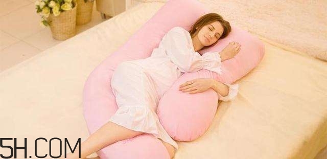 睡覺不關(guān)燈的危害有哪些？如何正確的睡個美容覺？