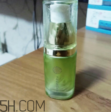 百雀羚眼霜孕婦能用嗎？百雀羚眼霜好用嗎？