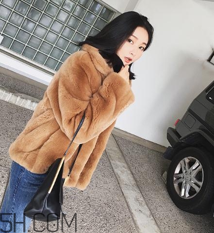 兔毛皮草發(fā)黃怎么處理？兔毛皮草怎么存放？