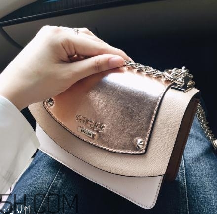 guess包包質(zhì)量怎么樣？guess包包是皮的嗎？