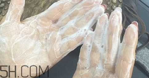 嘉娜寶酵素潔面粉怎么樣？嘉娜寶酵素潔面粉的副作用
