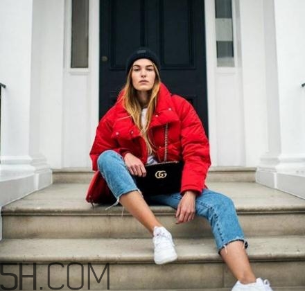 羽絨服充絨量標(biāo)準(zhǔn)多少？羽絨服充絨量越多越好嗎？