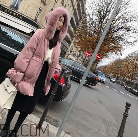 一般羽絨服充絨量是多少？羽絨服充絨量220克夠嗎？