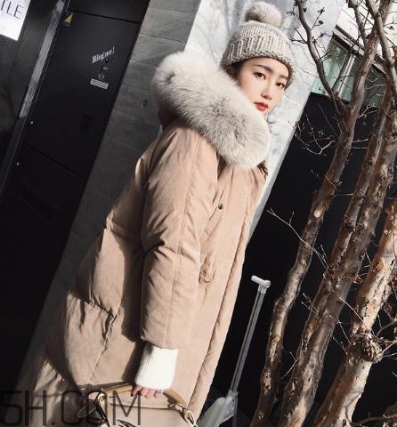 白鴨絨羽絨服保暖嗎？白鴨絨有味道怎么去味？