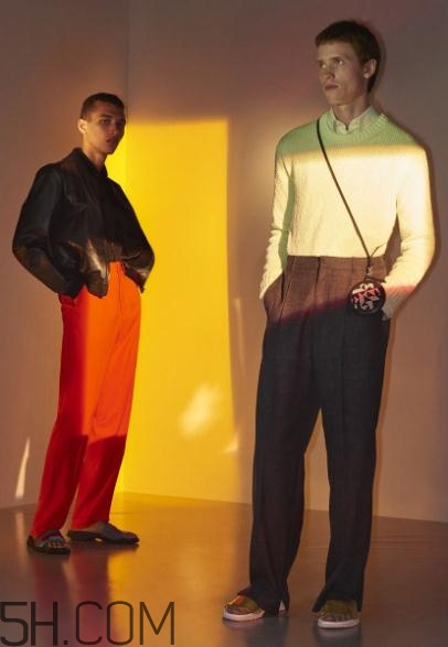 stella mccartney2018春夏系列好看嗎_有哪些款式？