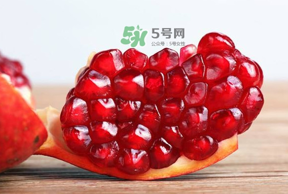 吃石榴籽有什么好處？吃石榴籽有副作用嗎？