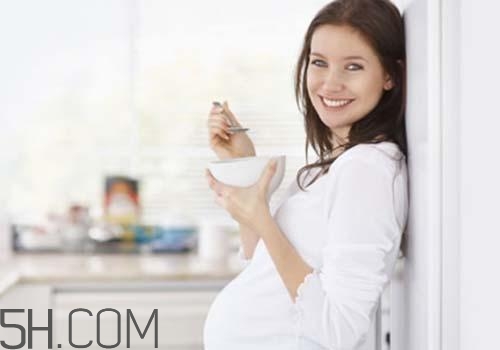 孕婦對(duì)氣味敏感怎么辦？孕婦對(duì)氣味敏感是懷男孩嗎？