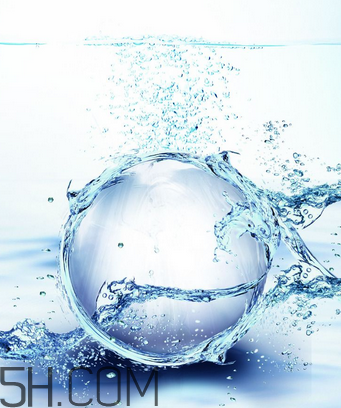 雙氧水是生理鹽水嗎？雙氧水是碘伏嗎？