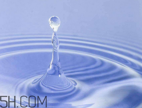 雙氧水會腐蝕銀耳釘嗎？雙氧水會腐蝕木板嗎？