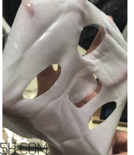 歐詩漫水光塑顏面膜什么作用？敷完要不要洗？