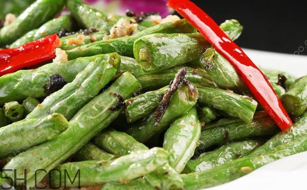 吃不好可能會生病的食物有哪些？需要謹慎食用的食物有哪些？