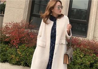 羊剪絨大衣怎么搭配？羊剪絨大衣搭配圖片