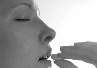 食道癌的早期癥狀有哪些？如何今早發(fā)現(xiàn)食道癌？
