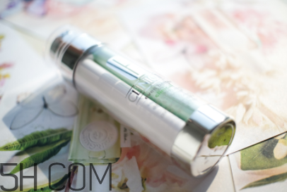 倩碧淡斑精華用在哪一個(gè)步驟？適合哪個(gè)季節(jié)用？
