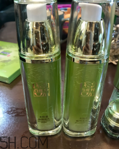 百雀羚水能量套盒適合油皮嗎？適合秋冬用嗎？