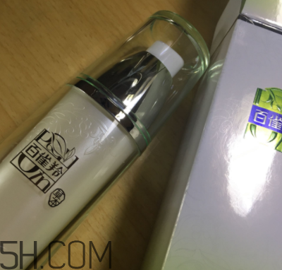 百雀羚亮膚水是清潔水嗎？適合油皮嗎？