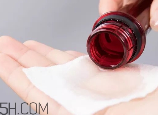 濕敷和面膜哪個先用？濕敷和面膜的順序