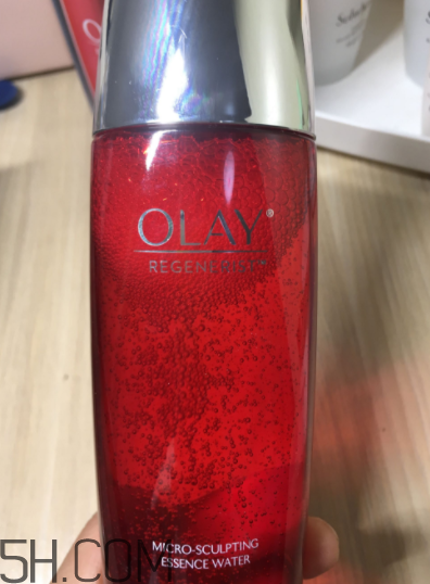 Olay新生活能水是精華水嗎？什么功效？