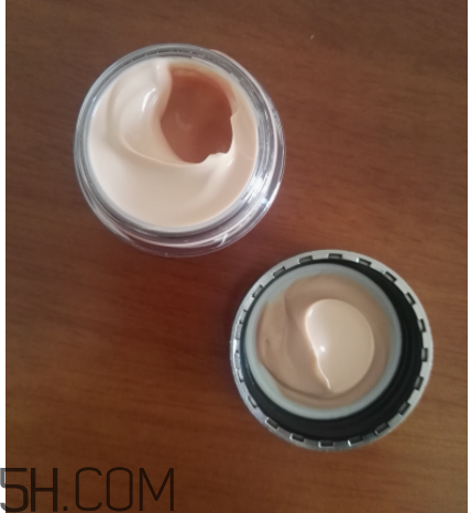 Olay素顏眼霜能遮瑕嗎？適合晚上用嗎？