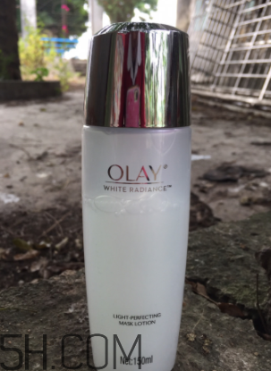 Olay15秒面膜水可以白天用嗎？能見光嗎？