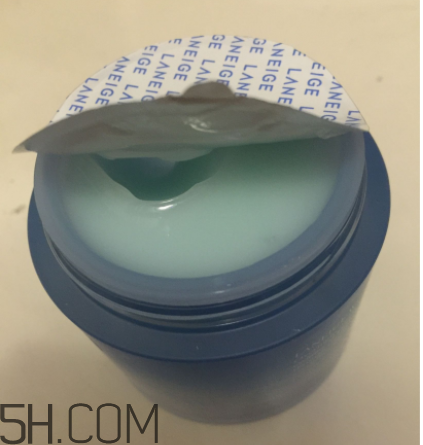 蘭芝睡眠面膜油不油？適合什么膚質(zhì)？
