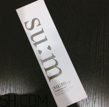 sum37泡沫潔面膏洗后緊繃嗎？干皮能用嗎？