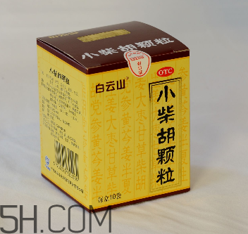 小柴胡顆粒是治風(fēng)寒還是風(fēng)熱？小柴胡顆粒是消炎藥嗎？