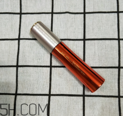 sum37呼吸唇釉是什么香味？香味好聞嗎？