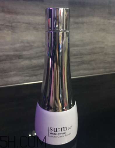 su:m37度呼吸爽膚水什么功效？適合什么膚質(zhì)？
