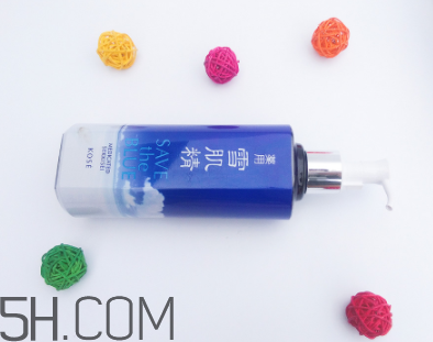 雪肌精化妝水適合干皮嗎？適合痘肌嗎？