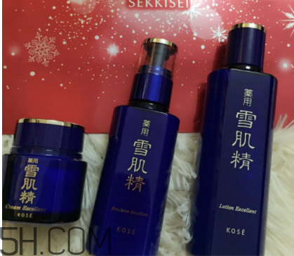 雪肌精優(yōu)純奢華套裝有什么？適合什么膚質？