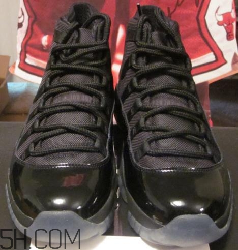 air jordan 11 blackout發(fā)售時(shí)間_多少錢(qián)？