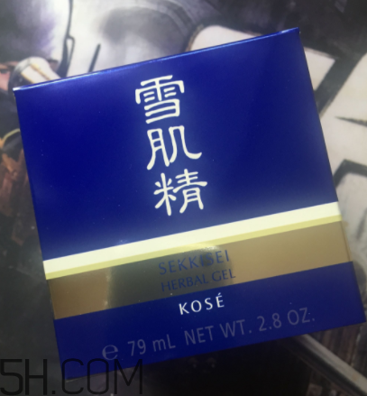 雪肌精菁華凝霜什么成分？有什么功效？