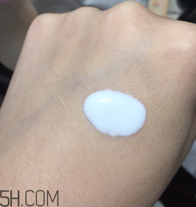 雪肌精美白防曬乳防曬效果怎么樣？防水嗎？