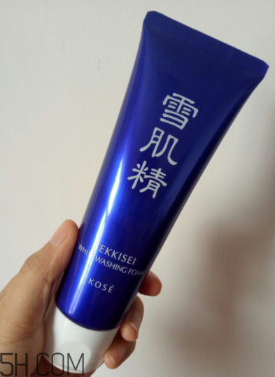 雪肌精洗面奶哪款適合敏感皮？哪款適合干皮？