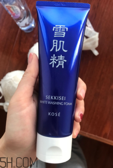 雪肌精洗面奶哪款適合敏感皮？哪款適合干皮？