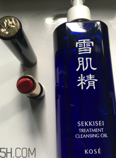 雪肌精卸妝油可以卸眼妝嗎？雪肌精卸妝油乳化快嗎？