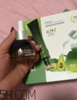 詩婷露雅鱷梨眼部套裝適合什么年紀？什么膚質？