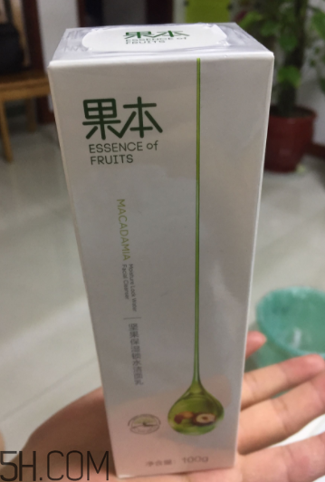 詩婷露雅堅(jiān)果潔面乳有泡沫嗎？適合油皮嗎？