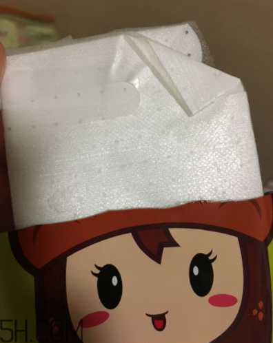 詩婷露雅奇異果面膜薄不??？是蠶絲面膜嗎？