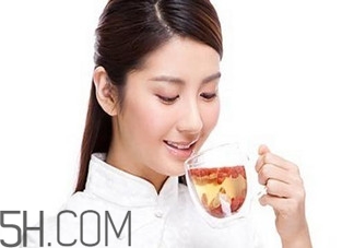 初潮早絕經(jīng)就早嗎？影響月經(jīng)初潮的因素有哪些？