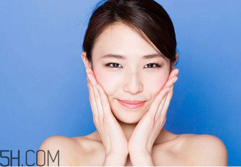 30歲用的護(hù)膚品怎樣選擇？30歲的女人用什么牌子護(hù)膚品好？