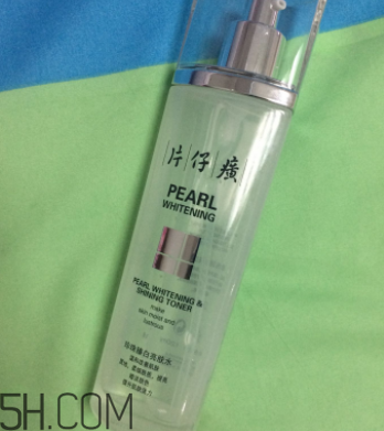 片仔癀珍珠亮膚水適合油皮嗎？適合夏季嗎？