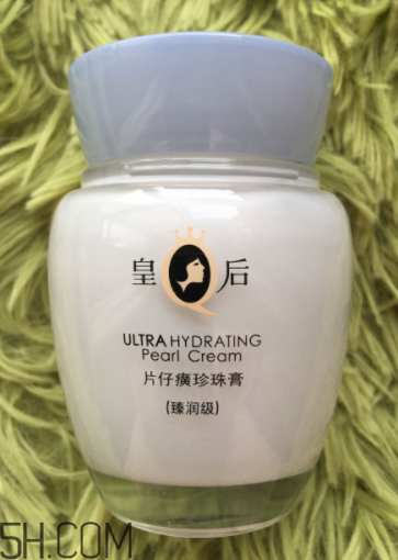 片仔癀珍珠膏夏天能用嗎？會不會很油？